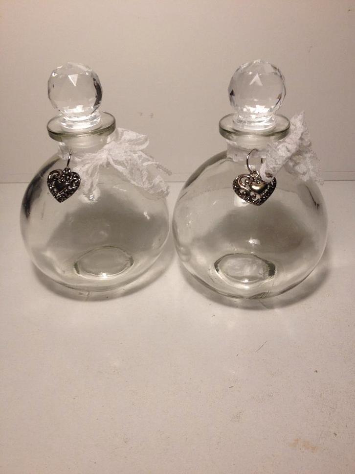 7 harde plastic karafjes nieuw met dop, Huis en Inrichting, Keuken | Servies, Nieuw, Overige stijlen, Overige materialen, Verzenden