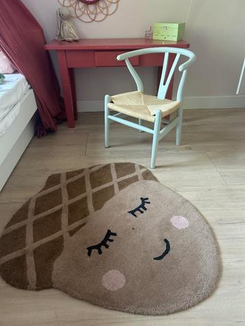 Vloerkleed eikeltje  beschikbaar voor biedingen