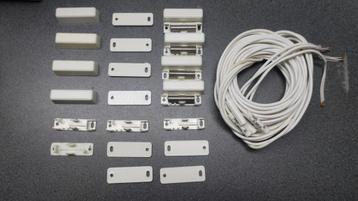 Inbouw opbouw deurcontacten 4 stuks zie fotos incl.... beschikbaar voor biedingen
