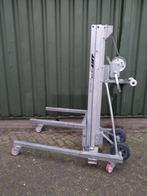 Compacte Alplift / kanaallift / montagelift / materiaallift, Ophalen, Gebruikt