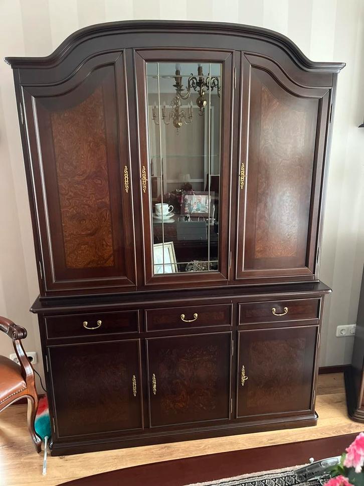 Diverse meubels notenhout Bieden, Huis en Inrichting, Complete inboedels, Ophalen