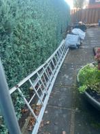 Goeie ladder, Doe-het-zelf en Verbouw, Ladders en Trappen, Ophalen of Verzenden, Zo goed als nieuw, 4 meter of meer