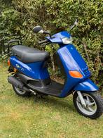 Piaggio Zip 50km/u - Zeer Netjes!, Fietsen en Brommers, Scooters | Piaggio, Tweetakt, Maximaal 45 km/u, Zip, Ophalen of Verzenden