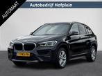BMW X1 sDrive18iA High Executive | Cruise Control | Camera |, Euro 6, Zwart, 3 cilinders, Geïmporteerd