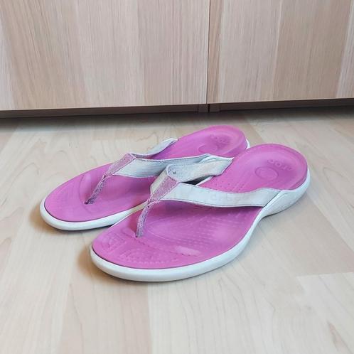 Roze slippers Crocs maat 38, Kleding | Dames, Schoenen, Gedragen, Slippers, Roze, Ophalen of Verzenden