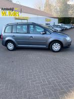 Volkswagen Touran 1.6-16V FSI Business, Auto's, 1441 kg, Stof, 4 cilinders, 116 pk
