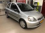 Toyota Yaris 1.3 16V 3DR Linea SOL AUT 2001 Grijs, 1299 cc, 15 km/l, 4 cilinders, 400 kg