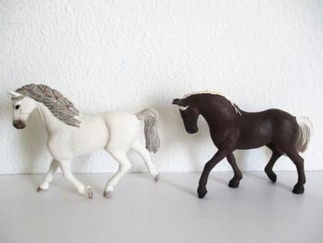 Schleich paarden beschikbaar voor biedingen