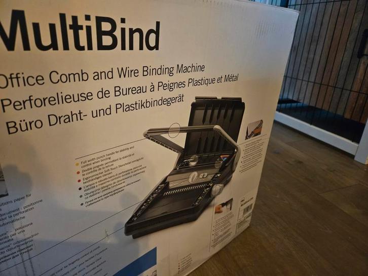 Gbc Multibind 230 nieuw in doos!, Diversen, Bureau-accessoires, Ophalen of Verzenden