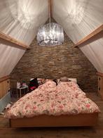 Houten tweepersoonsbed met ingebouwde boxspring, Ophalen, Gebruikt, Tweepersoons, 180 cm