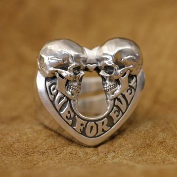 Skull ring - Love for ever - 925 Zilver beschikbaar voor biedingen