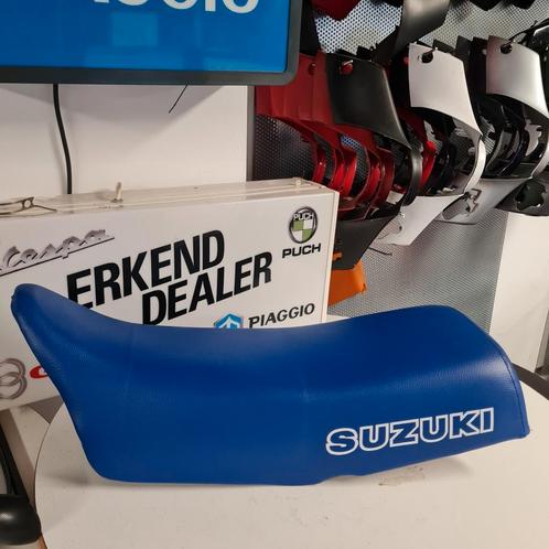Suzuki ts 50 tsx buddyseat zadel blauw met nieuw dekje, Motoren, Tuning en Styling, Ophalen of Verzenden
