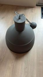 Te koop: grijze industriële hanglamp, Huis en Inrichting, Lampen | Hanglampen, Gebruikt, Ophalen of Verzenden, Metaal, Minder dan 50 cm