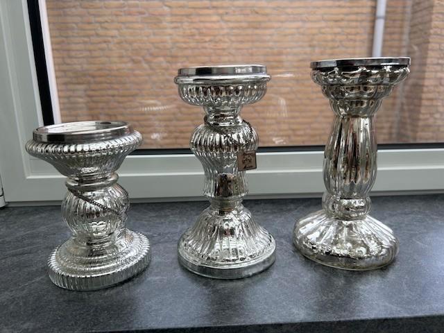 3 kandelaars, 2 x Riviera Maison, Huis en Inrichting, Woonaccessoires | Kandelaars en Kaarsen, Zo goed als nieuw, Minder dan 25 cm