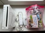 Wii + Wii remote & Nunchuk + Wii Sports, Spelcomputers en Games, Spelcomputers | Nintendo Wii, Ophalen, Zo goed als nieuw, Met 1 controller