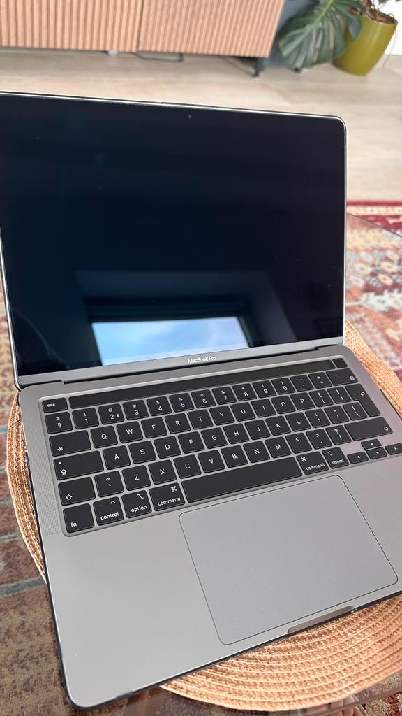 MacBook Pro 13 inch (2020) met Touch Bar in Spacegrey, Computers en Software, Apple Macbooks, Gebruikt, MacBook Pro, 13 inch, Minder dan 2 Ghz