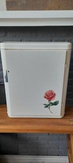 Vintage origineel metalen medicijn wand kastje, Ophalen of Verzenden, Zo goed als nieuw