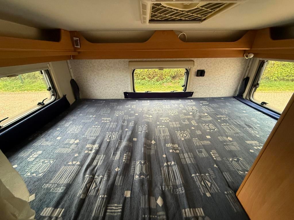 Caravans And Camping Mclouis