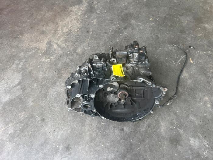 Versnellingsbak van een Volvo V70, Auto-onderdelen, Transmissie en Toebehoren, Volvo, Gebruikt, 3 maanden garantie, Ophalen of Verzenden