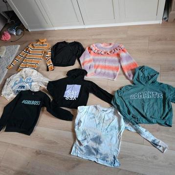 Diverse hoodies en truien 146/152 beschikbaar voor biedingen