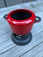 Gietijzeren franse fonduepan met rechaud izgst kersenrood, Ophalen of Verzenden, Zo goed als nieuw, Gietijzer, Kookpan of Snelkookpan