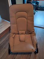 Nieuwe wipstoel, Ophalen, Wipstoel, Topmark, Met gordel(s) of riempje(s)