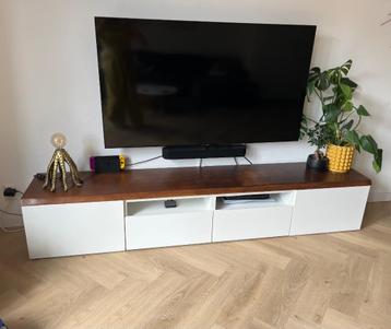 IKEA besta tv meubel met op maat gemaakte plank