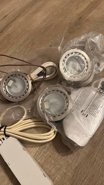 3 delige halogeen verlichting beschikbaar voor biedingen