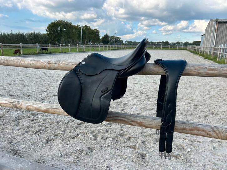 GFS transition GX jump 17,5”, Dieren en Toebehoren, Paarden en Pony's | Zadels, Zo goed als nieuw, Springen, Ophalen