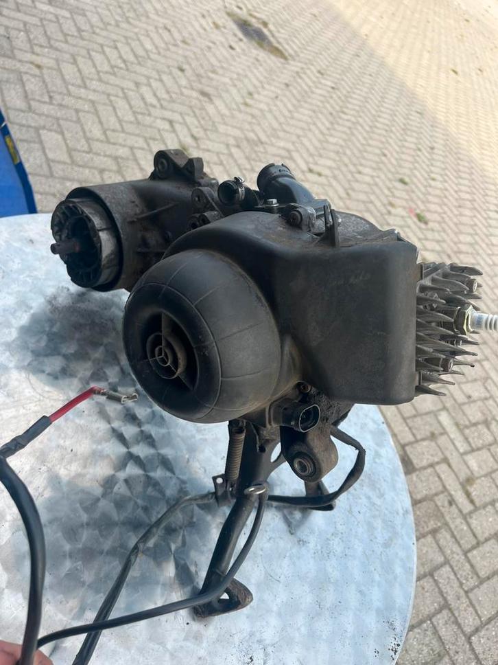 Piaggio (zip) 50cc 2takt blok lc, Fietsen en Brommers, Brommeronderdelen | Scooters, Zo goed als nieuw, Piaggio, Blok, Ophalen of Verzenden