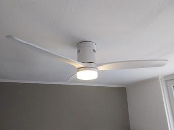 Stille spaanse Plafondlamp met ventilator en licht beschikbaar voor biedingen