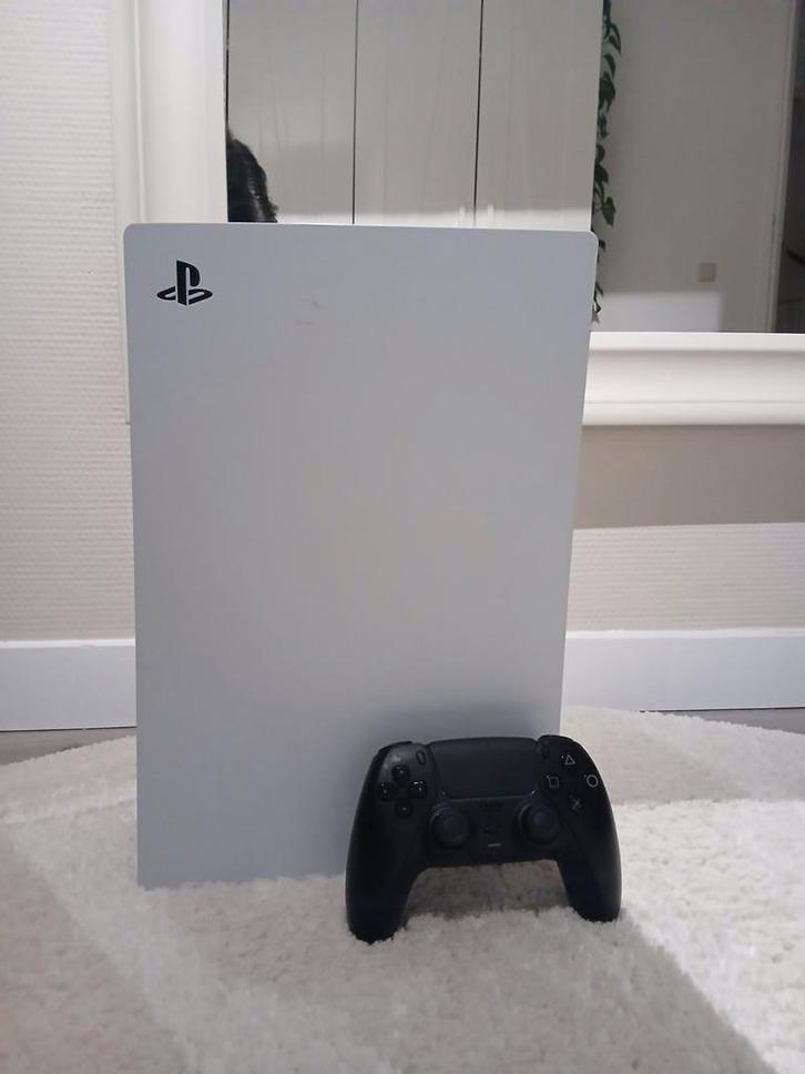 Playstation 5 - zeer nette staat, Spelcomputers en Games, Spelcomputers | Sony PlayStation 5, Zo goed als nieuw, Ophalen of Verzenden