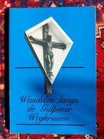 Wandelen langs Gulpener Wegkruizen - Bertine Leenaerts, Boeken, Ophalen of Verzenden, Gelezen, Bertine Leenaerts