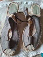 Grijze Espadrilles met sleehak - Maat 41, Kleding | Dames, Schoenen, Ophalen of Verzenden, Gedragen, Grijs, Espadrilles of Moccasins