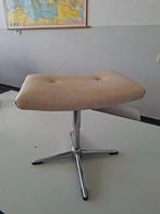 Vintage hocker voetenbank kruk mid century retro design, Gebruikt, Ophalen of Verzenden, Metaal, 50 tot 75 cm