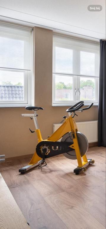 Mooie spinningfiets in goede staat beschikbaar voor biedingen