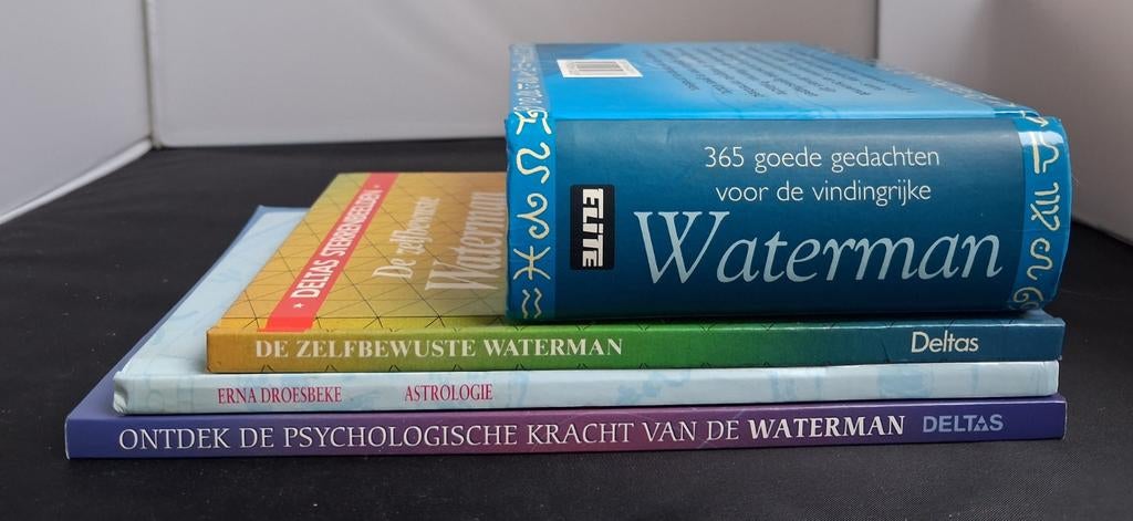 Waterman boeken - 4, Achtergrond en Informatie, Astrologie, Ophalen of Verzenden, Zo goed als nieuw