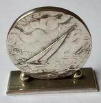 Oude verzilverde prijsmedaille: Brabantse Zeilwedstrijd 1950, Ophalen of Verzenden, Overige materialen