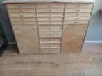 Ik zoek ikea kast Sture, Ophalen, Zo goed als nieuw, 25 tot 50 cm, 100 tot 150 cm