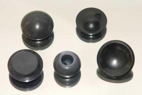 Vintage kunststof knopen M1381/M2050 - zwart en blauwgrijs, Hobby en Vrije tijd, Naaien en Fournituren, Gebruikt, Knoop of Knopen