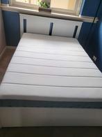 Bed with all the works, Huis en Inrichting, Slaapkamer | Bedden, Ophalen, Wit, Tweepersoons, 140 cm