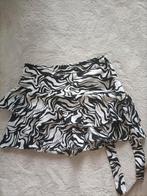 Zwart/wit rokje, Kleding | Dames, Rokken, Maat 38/40 (M), Seven Sisters, Zwart, Ophalen of Verzenden