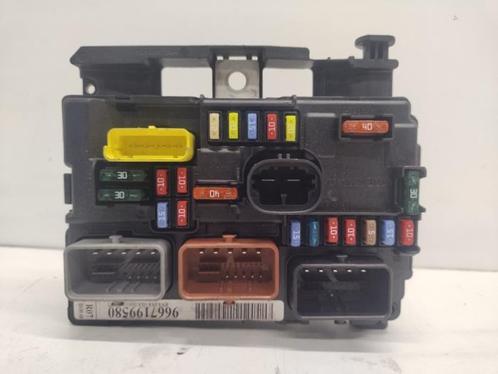 Zekeringkast van een Peugeot 207, Auto-onderdelen, Elektronica en Kabels, Peugeot, Gebruikt, 3 maanden garantie, Ophalen of Verzenden