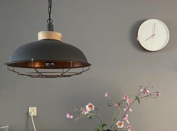 Hanglamp beschikbaar voor biedingen