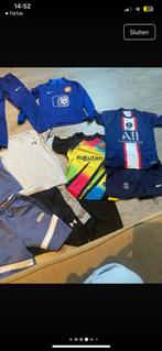Voetbalpakjes maat 140/146/152 - Gedragen, Ophalen, Gebruikt, Maat 140