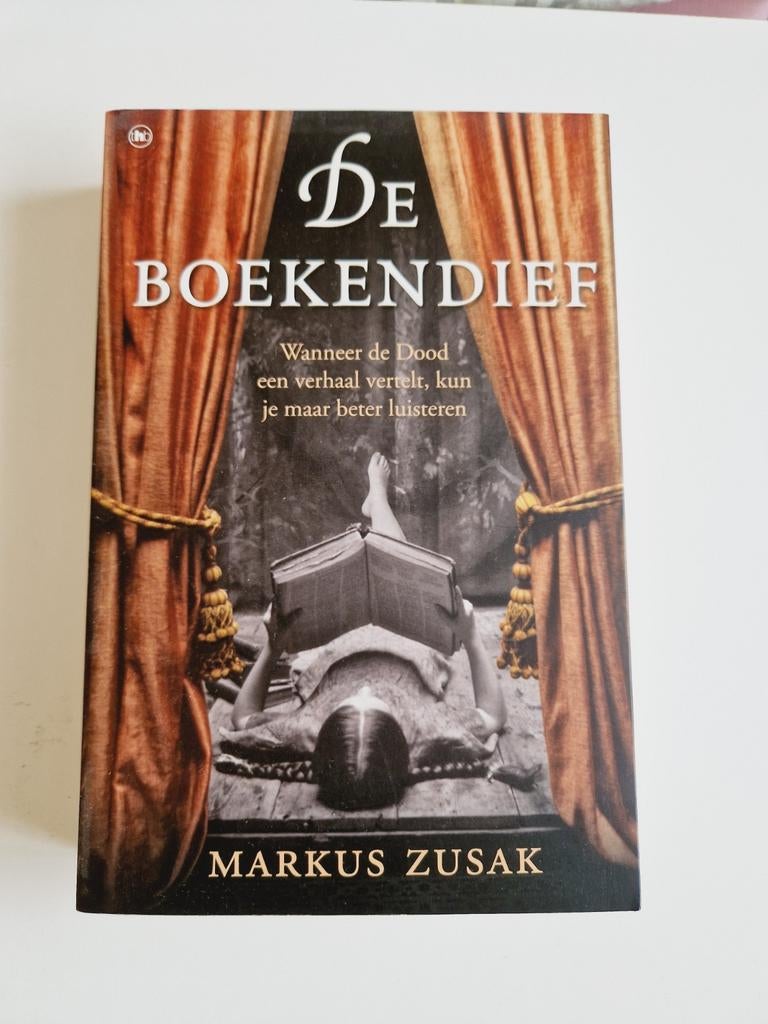 Markus Zusak - De boekendief, Boeken, Ophalen of Verzenden, Zo goed als nieuw, Markus Zusak