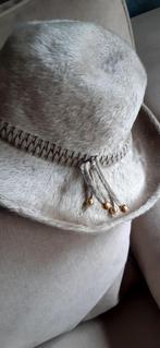 Hoedje, Kleding | Dames, Hoeden en Petten, Ophalen of Verzenden, Zo goed als nieuw