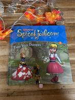 Efteling Sprookjesboom 2: Twee Klein Duimpjes, Verzamelen, Efteling, Ophalen of Verzenden, Gebruikt, Overige typen