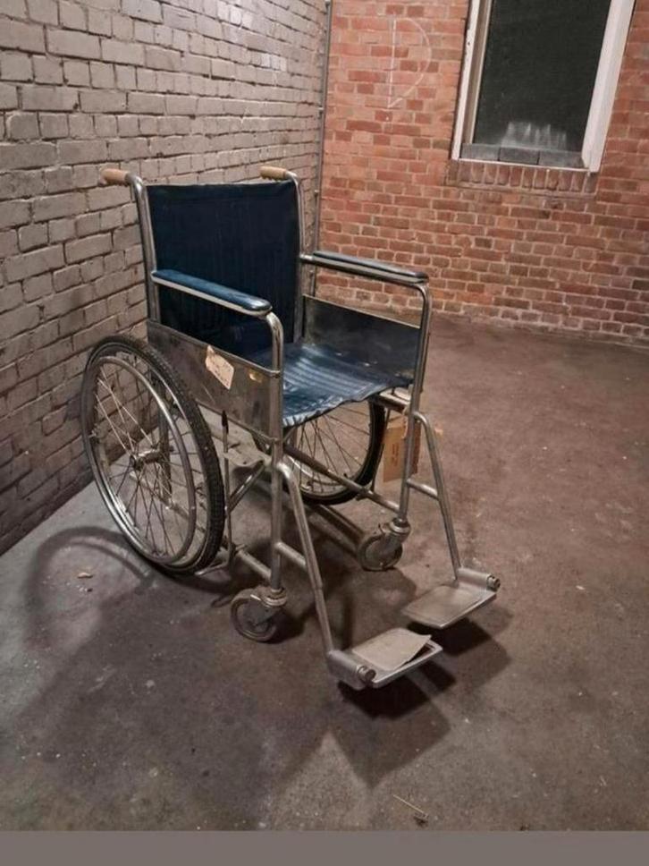 Te koop! Multi Motion inklapbare rolstoel., Diversen, Rolstoelen, Ophalen