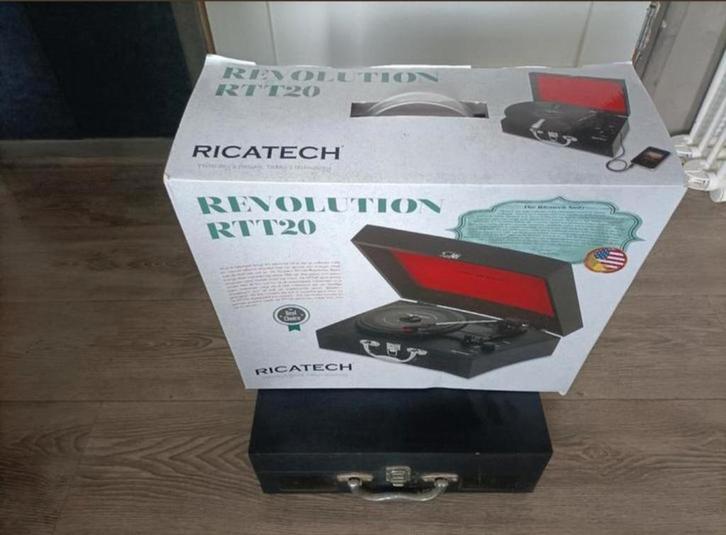 🎶retro platenspeler in koffer🎶, Audio, Tv en Foto, Platenspelers, Zo goed als nieuw, Overige merken, Verzenden